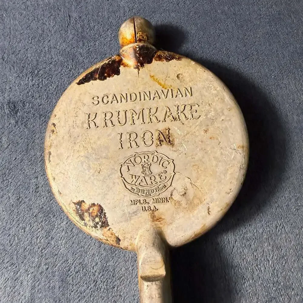 Nordic Ware Scandinavian Krumkake Iron